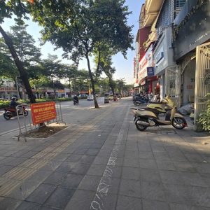 Bán nhà mặt phố Nguyễn Khánh Toàn,DT98m2, 4 tầng, MT4,2m. Giá 56,5 tỷ. Vị trí đắc địa Cầu Giấy.