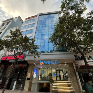 BÁN TÒA NHÀ MẶT PHỐ CẦU GIẤY - DIỆN TÍCH 255m² - 9 TẦNG THÔNG SÀN - MT 10m - ĐANG CHO THUÊ 3 TỶ/NĂM